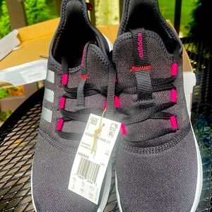 Brand new adidas size 9 cloud foam pure 2.0 ladies sneakers.